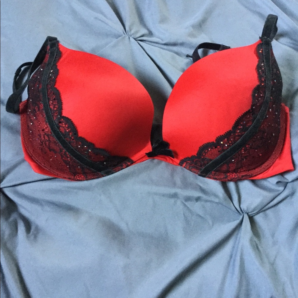 Victoria Secret bra red black lace